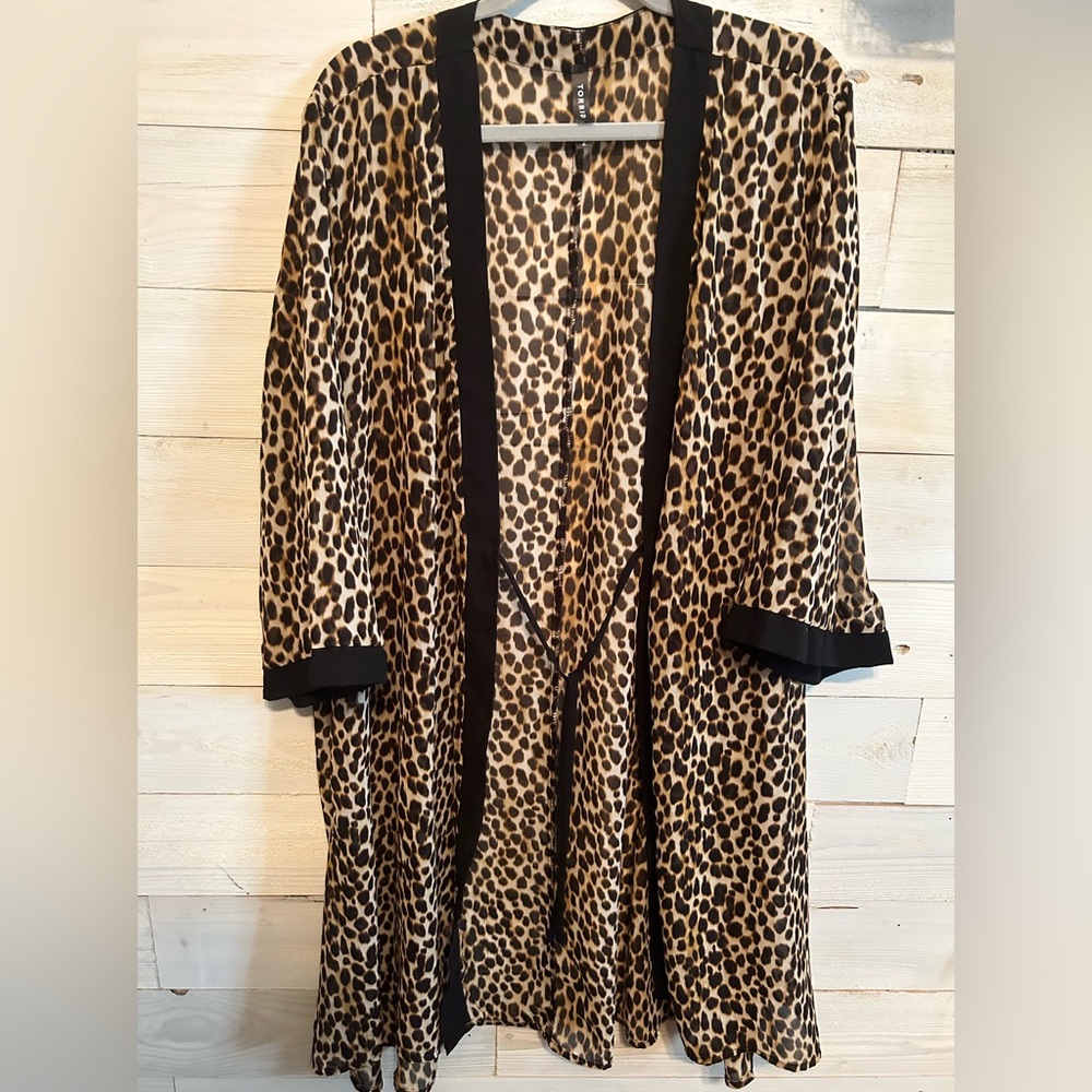 Torrid 2 Leopard swim coverup